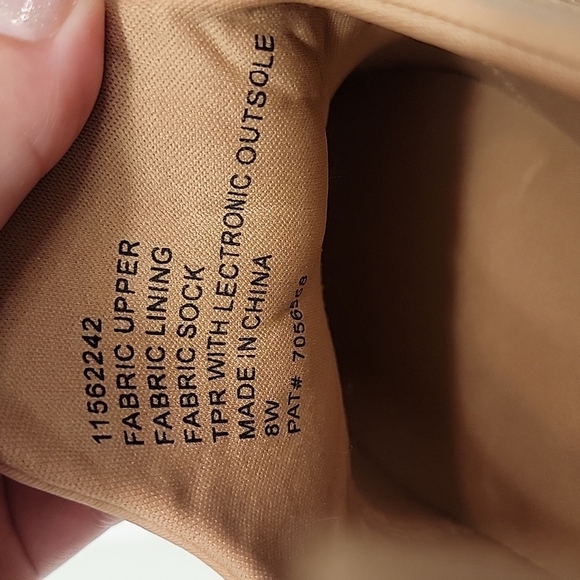 NWT TORRID SIZE 8W LACE-UP NYLON SNEAKER (WW) - Picture 11 of 11